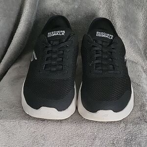 Skechers Men's Black and White Sneakers